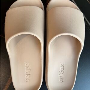 Adidas Women's Beige Slides